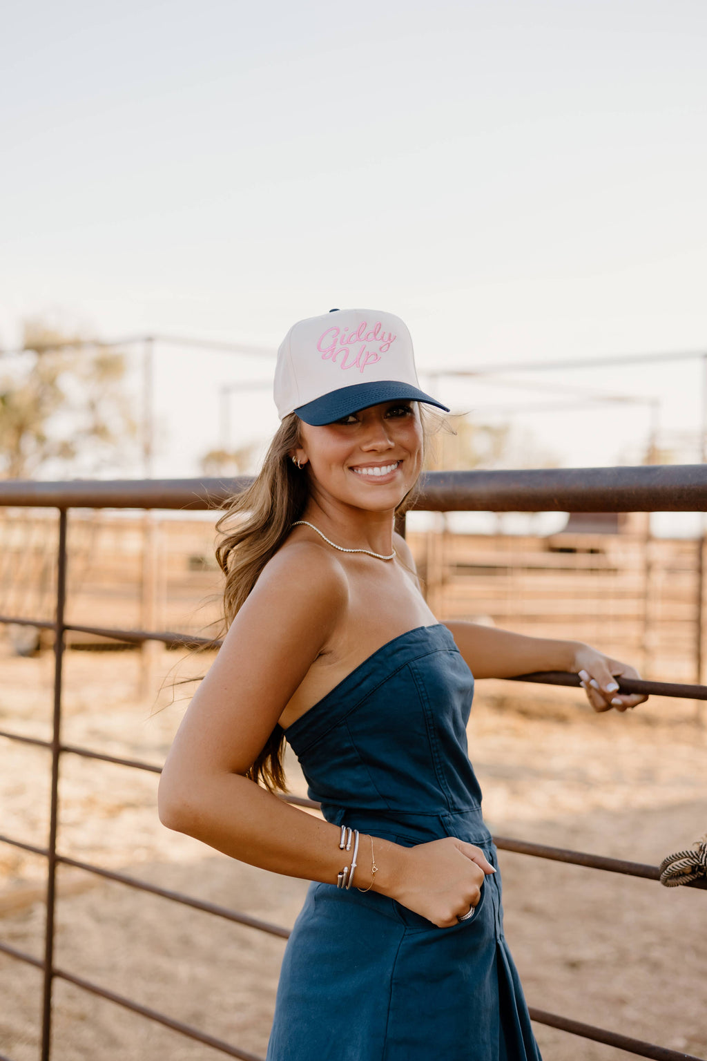 GIDDY UP
